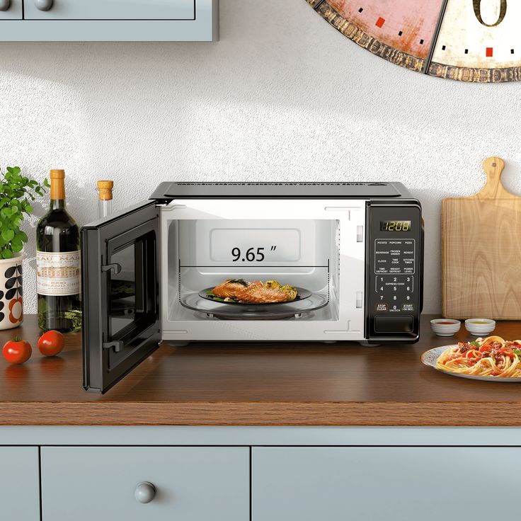 Space-saving microwave