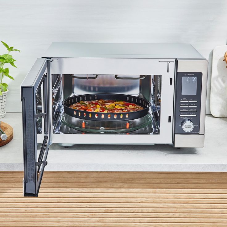 microwave pizza