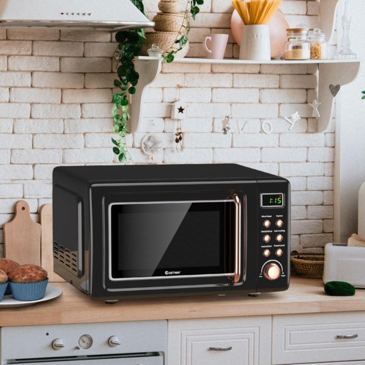 Microwave cooker